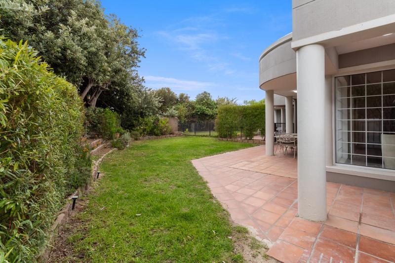 To Let 3 Bedroom Property for Rent in Beach Estate Western Cape